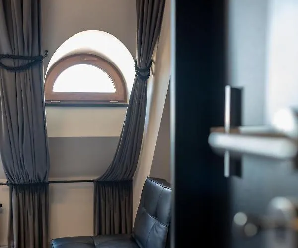 Ξενοδοχείο με διαμερίσματα New Lux Βρότσλαβ