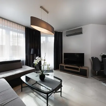 Lägenhetshotell New Lux Wrocław
