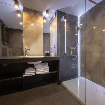 New Lux Apartmanhotel Wrocław