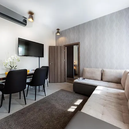 New Lux Aparthotel