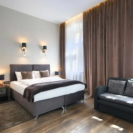 New Lux 4* Wrocław