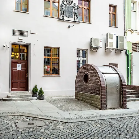 New Lux Aparthotel 4*