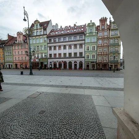 New Lux 4* Wrocław