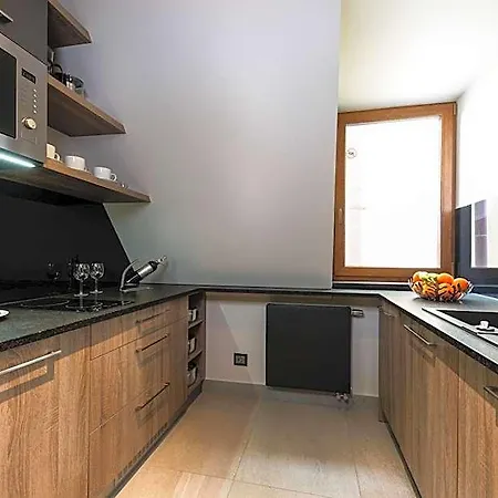 New Lux Apartmanhotel 4*