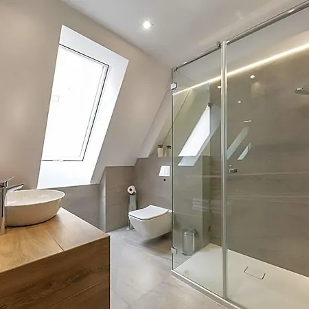 Apart-hotel New Lux 4*