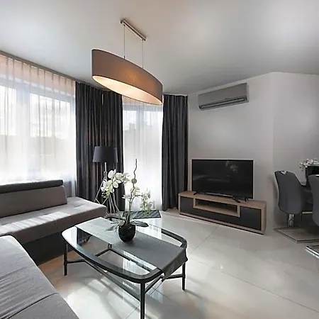 New Lux Apart-hotel