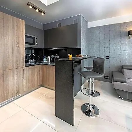 New Lux Lägenhetshotell Wrocław