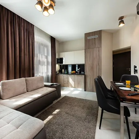 Lejlighedshotel New Lux 4*