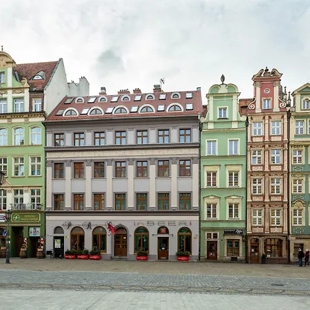 New Lux 4* Wrocław